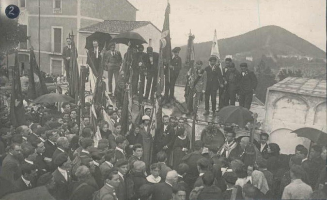 Jaimista nagygyűlés Katalóniában, 1919 (Wikipedia)
